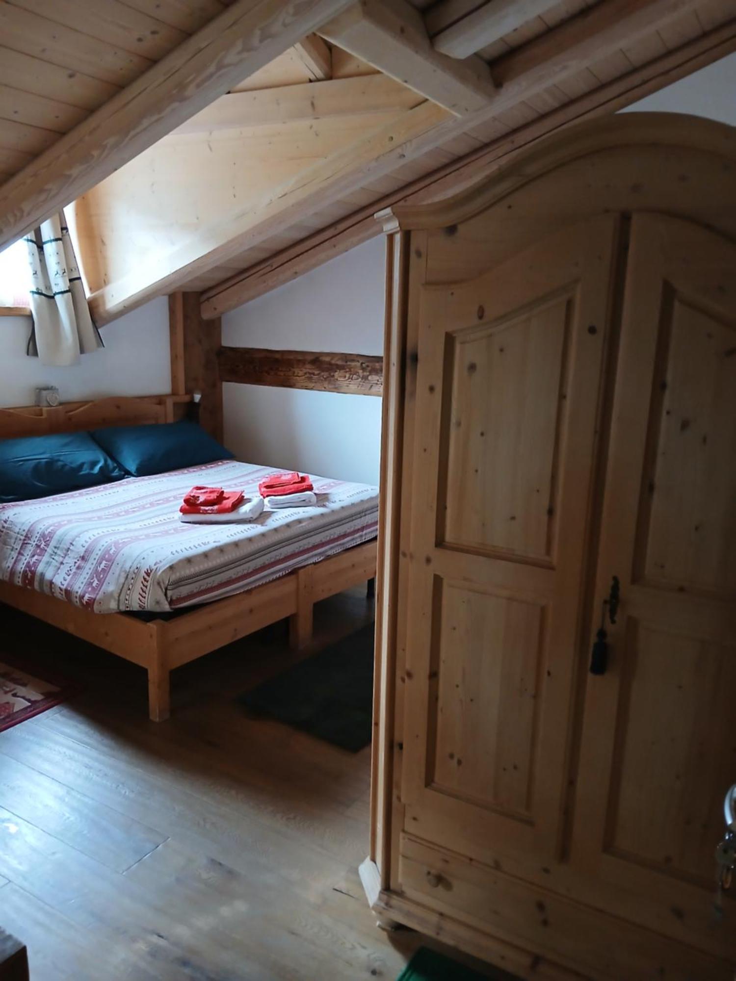 Bed and Breakfast Beb La Stube Dei Partel Ціано-ді-Ф'ємме Екстер'єр фото