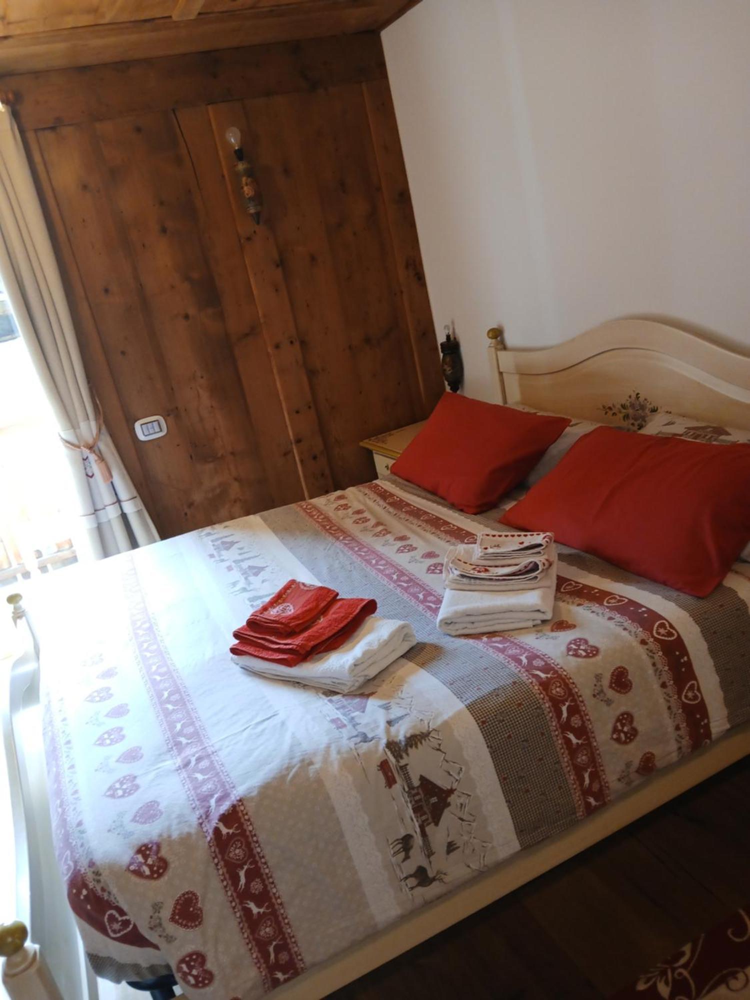 Bed and Breakfast Beb La Stube Dei Partel Ціано-ді-Ф'ємме Екстер'єр фото