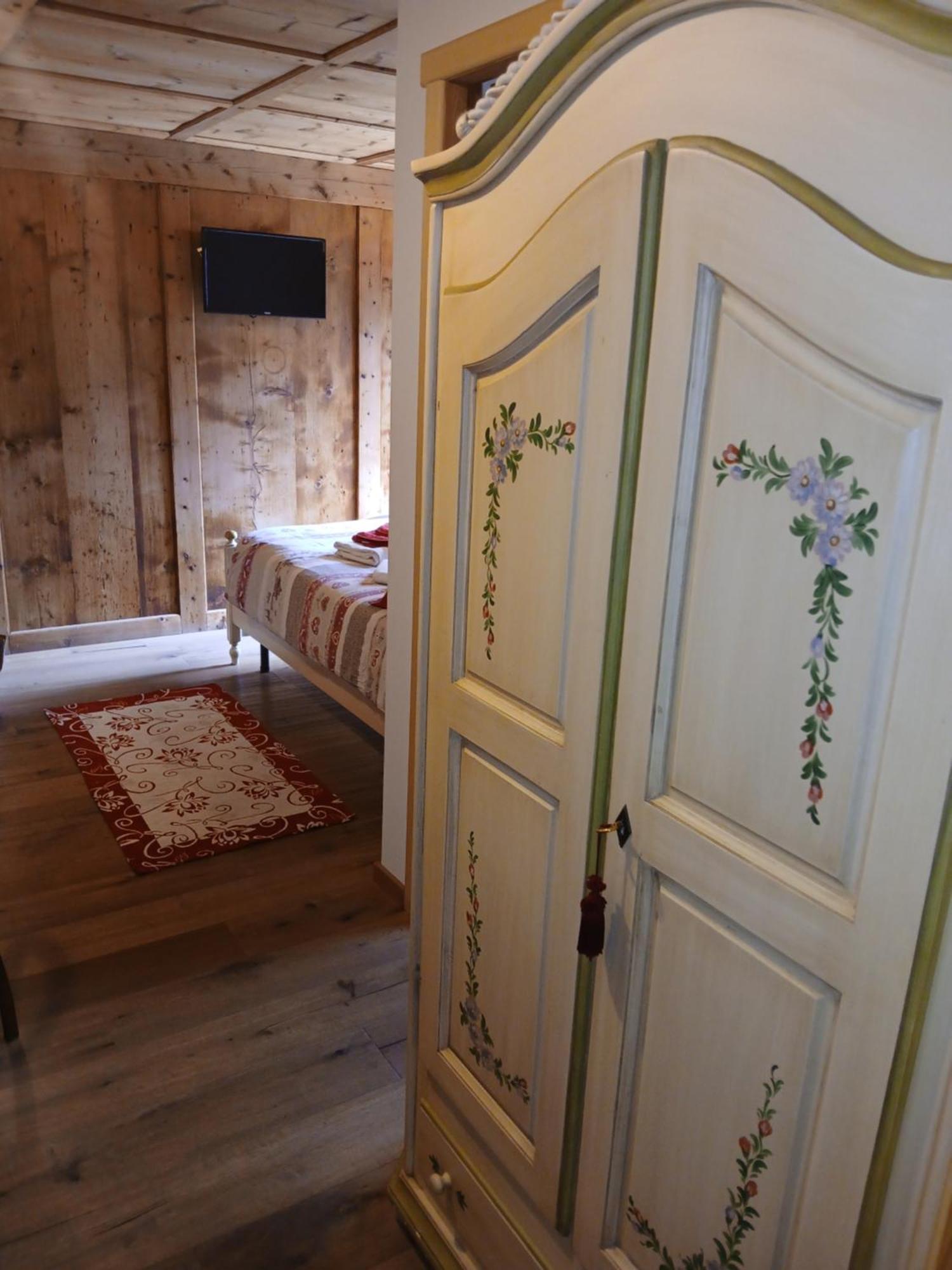 Bed and Breakfast Beb La Stube Dei Partel Ціано-ді-Ф'ємме Екстер'єр фото