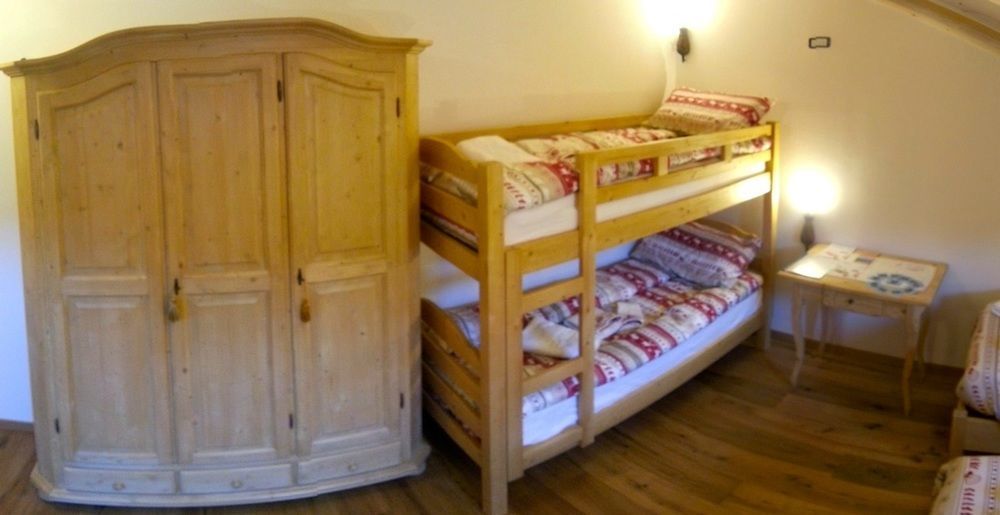 Bed and Breakfast Beb La Stube Dei Partel Ціано-ді-Ф'ємме Екстер'єр фото