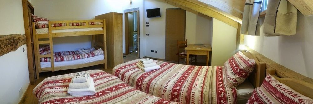 Bed and Breakfast Beb La Stube Dei Partel Ціано-ді-Ф'ємме Екстер'єр фото